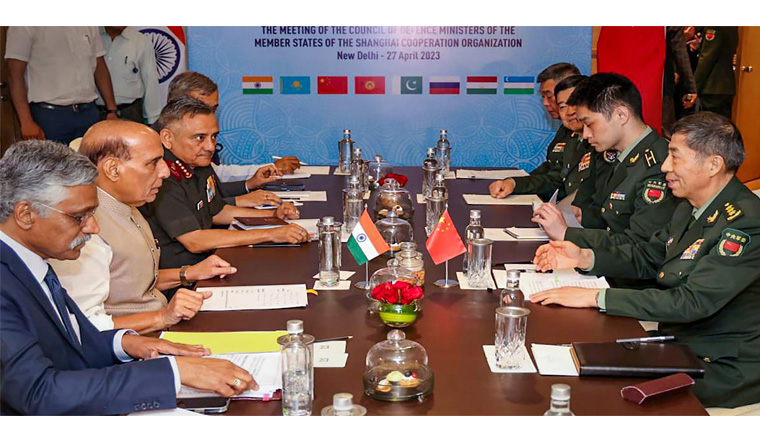 Rajnath Singh meets China Defence Minister
